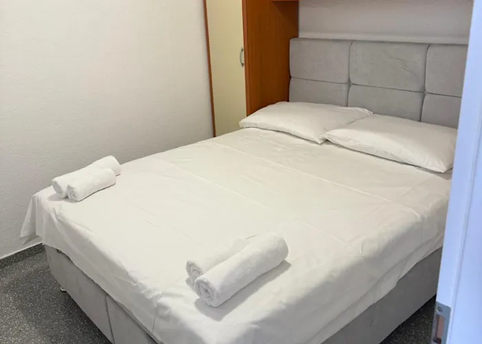 Apartamento Arjan2 *