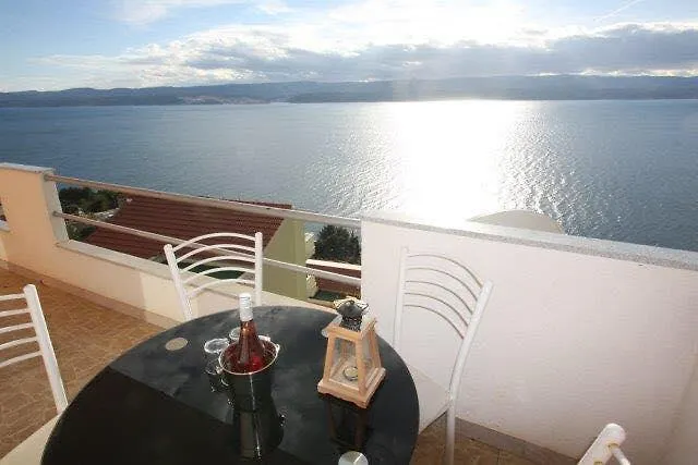 Arjan2 Apartamento Omiš